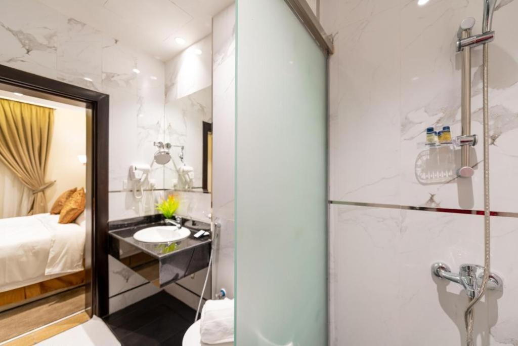 بلسم العائلة للوحدات السكنية المفروشة Family Balsam Furnished Units Cidde Dış mekan fotoğraf